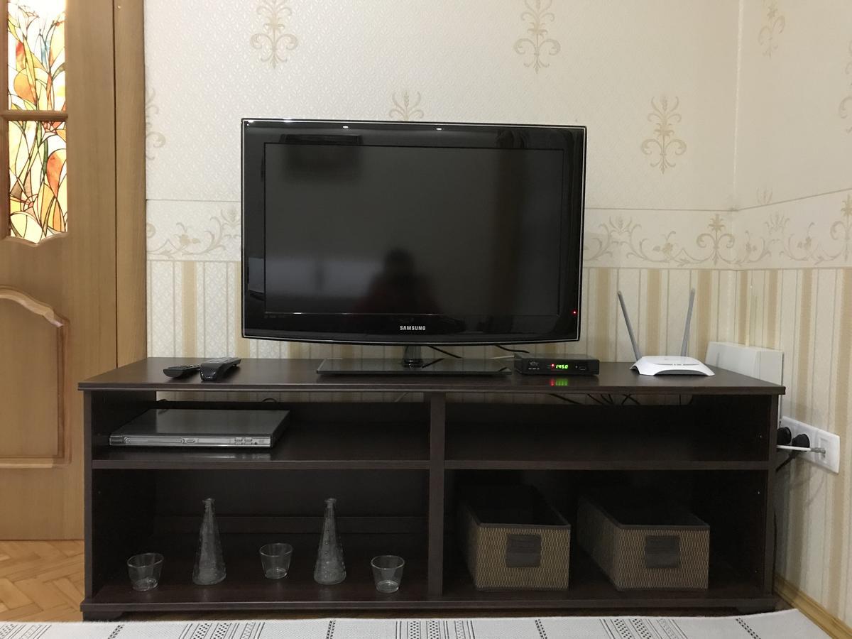 Large Apartment In The City Center Мукачево Екстер'єр фото